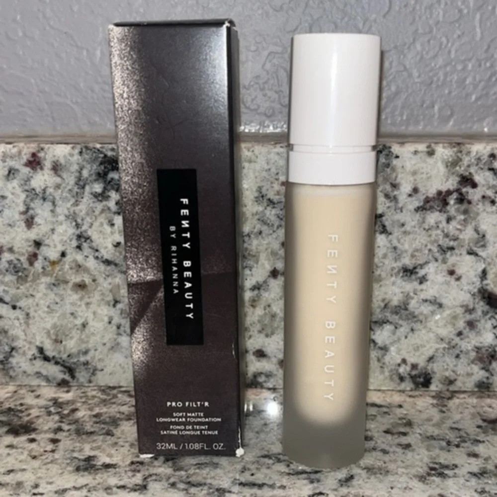 Fenty Beauty 105 Soft Matte Foundation